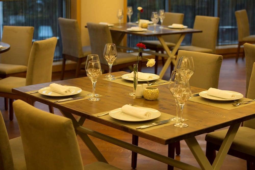Grand Pasha Luxury Central Nicosia Hotel & Casino 외부 사진