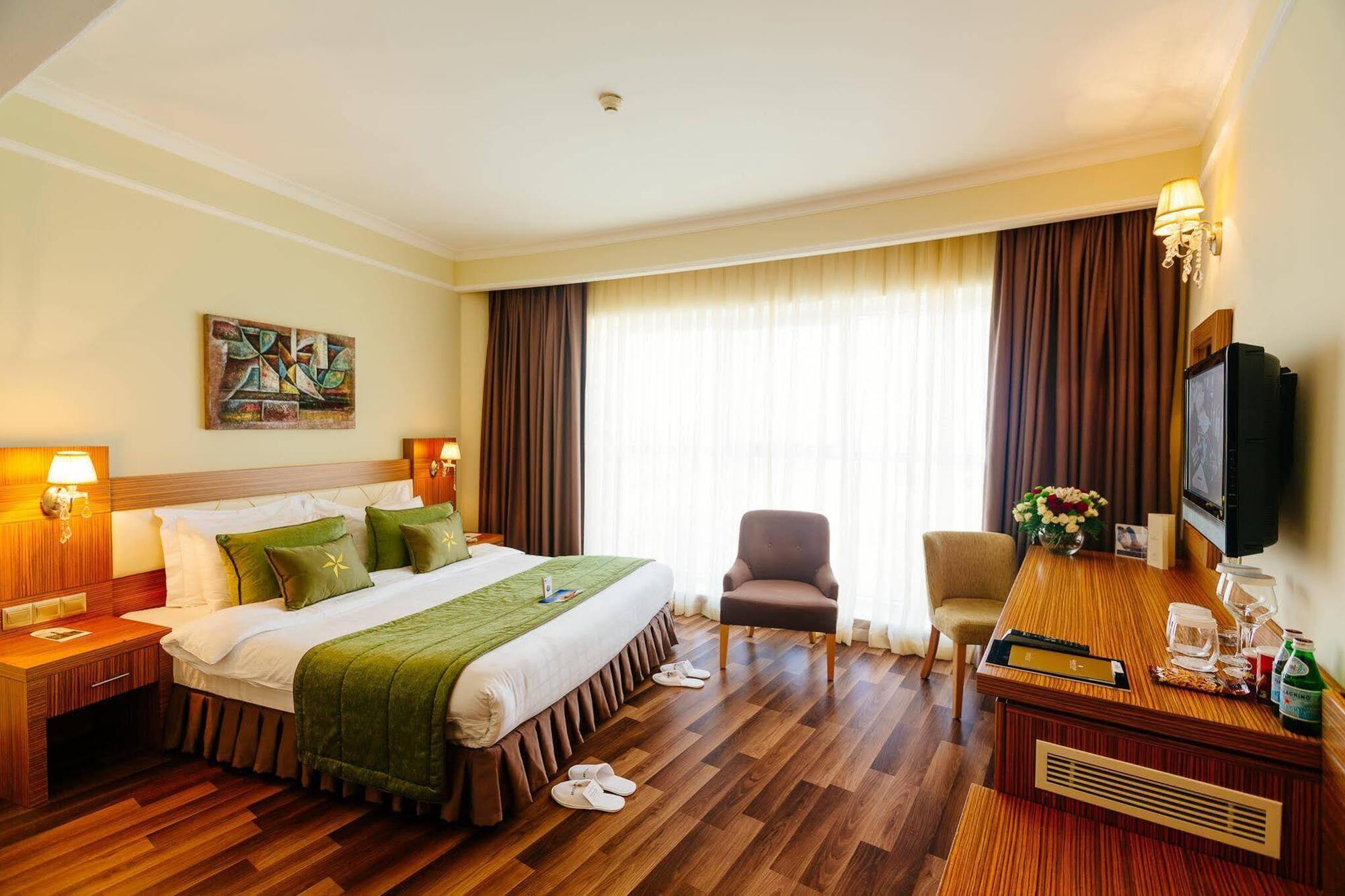 Grand Pasha Luxury Central Nicosia Hotel & Casino 외부 사진