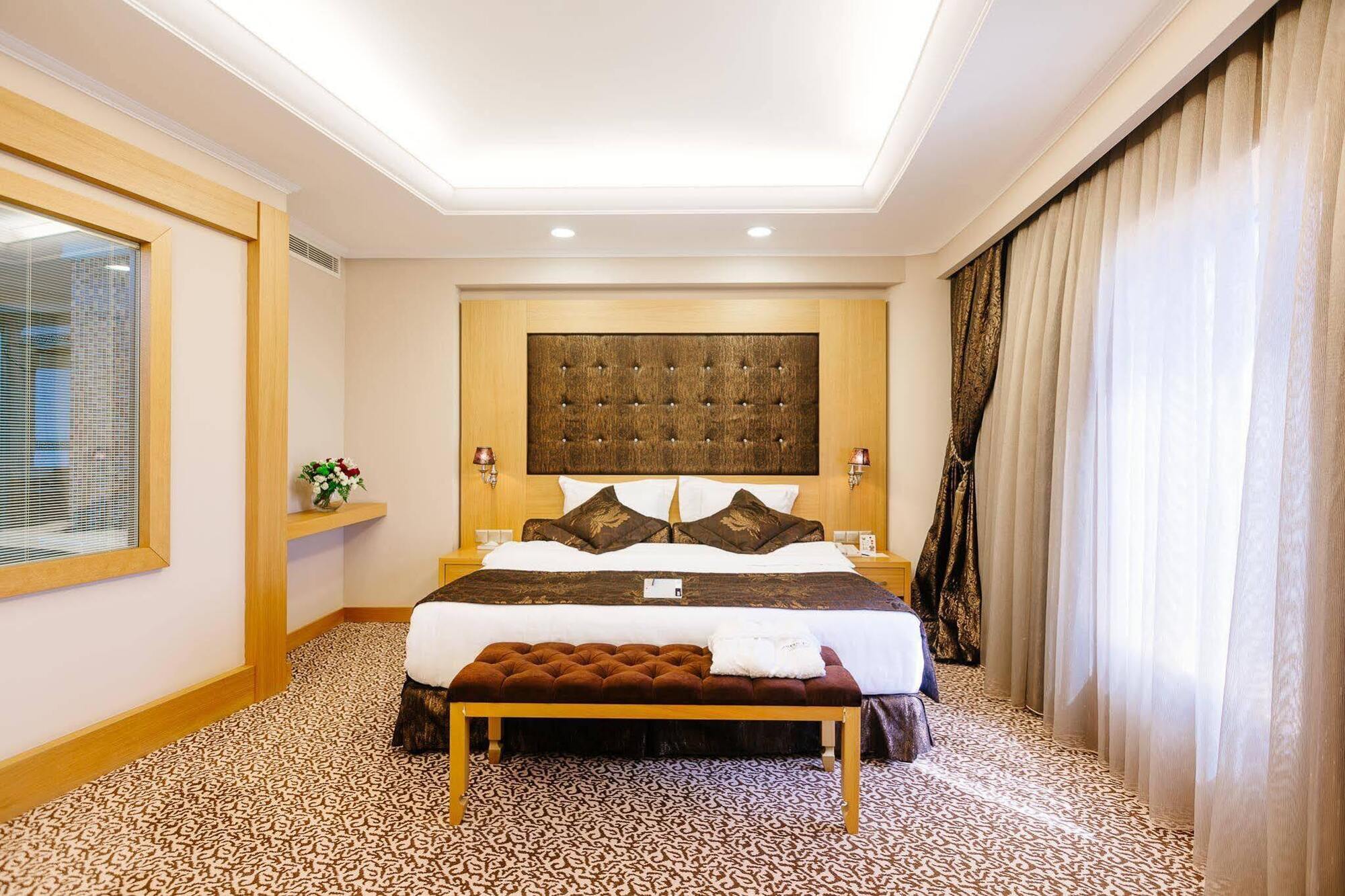 Grand Pasha Luxury Central Nicosia Hotel & Casino 외부 사진