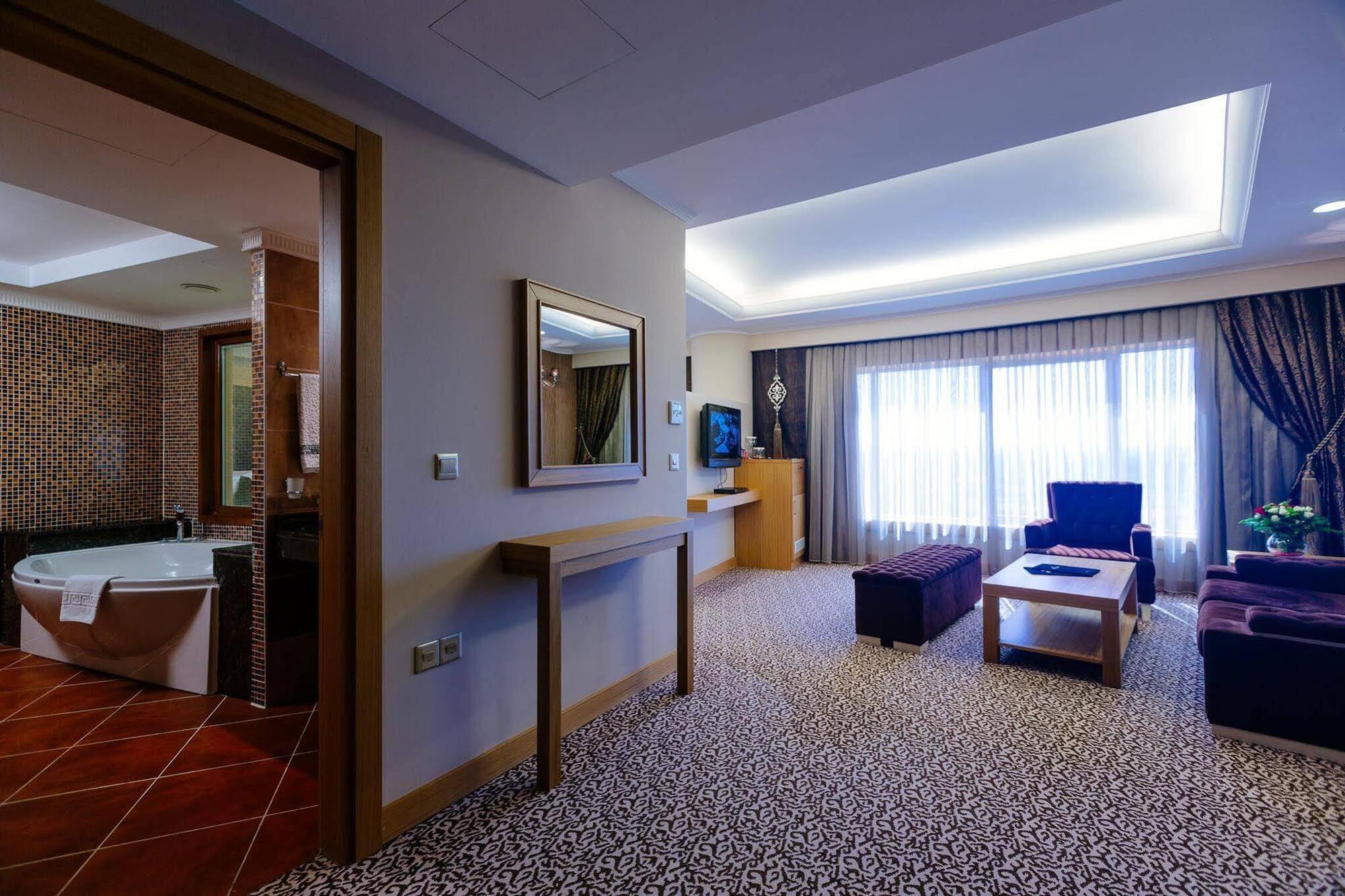Grand Pasha Luxury Central Nicosia Hotel & Casino 외부 사진