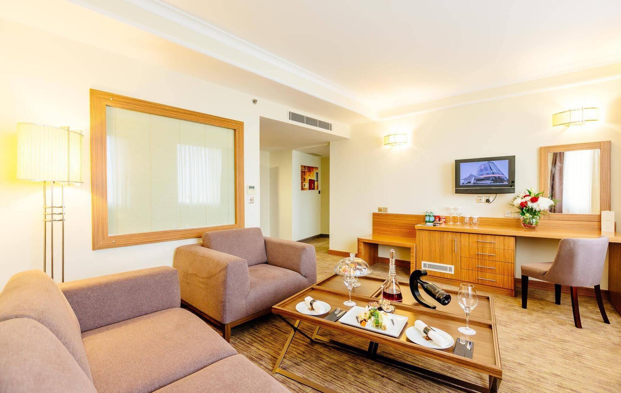 Grand Pasha Luxury Central Nicosia Hotel & Casino 외부 사진